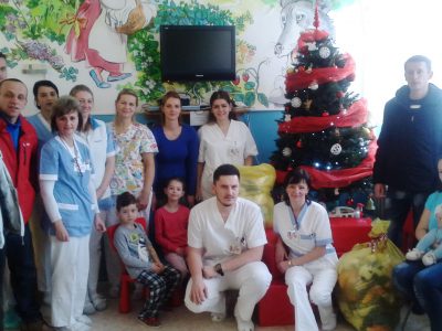 OZ Peťa Kašineho obdarovalo najmenších pacientov